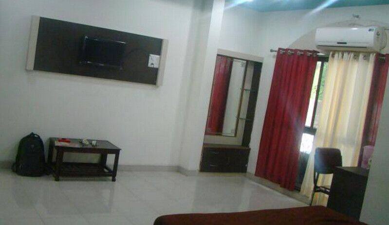 Hotel Sai Ashirwad Lodge, Ahmednagar 5